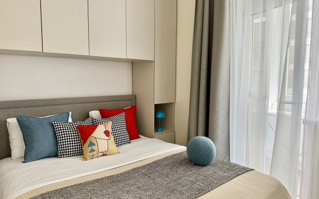 1-k, m. Belomorskaya Flat