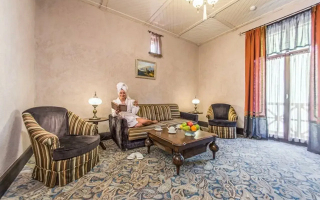 Russian Seasons Lermontov Boutique-hotel