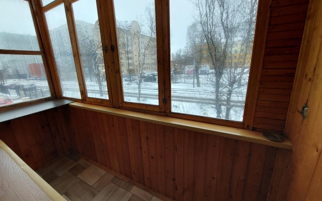 Yevrodvushka V Tsentpe Yaroslavlya Flat