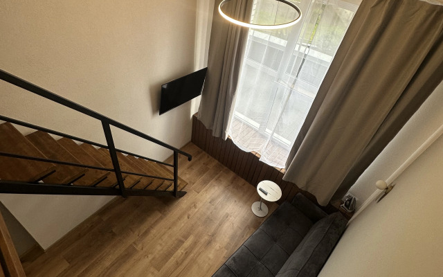 Апартаменты Двухуровневые 33м2 недалеко от центра