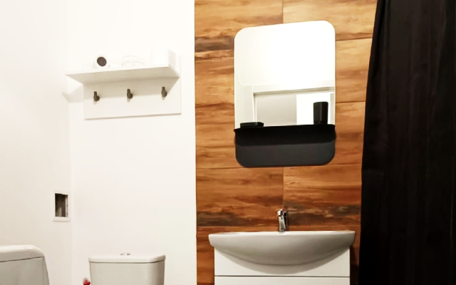 Квартира Просторная Двухкомнатная в Современном Районе Екатеринбурга