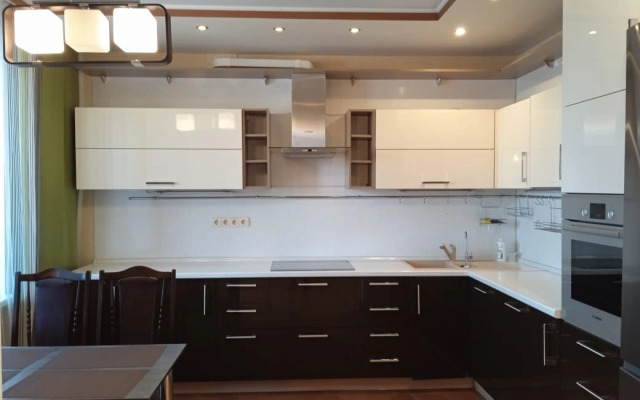 Квартира 3 комнатная квартира улица Комсомольская,75