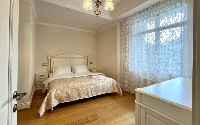 Dvukhkomnatnye s Balkonom Premium Klassa v Zhk Diplomat Apartments