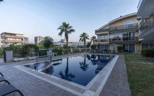 Lara Beach Homes