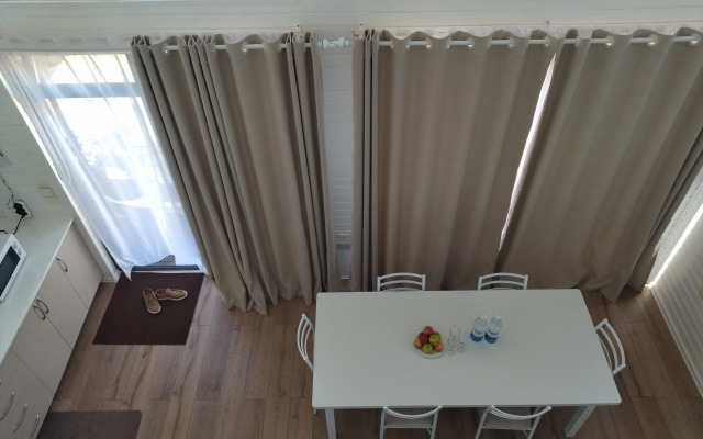 Barnkhaus Karakol Guest House