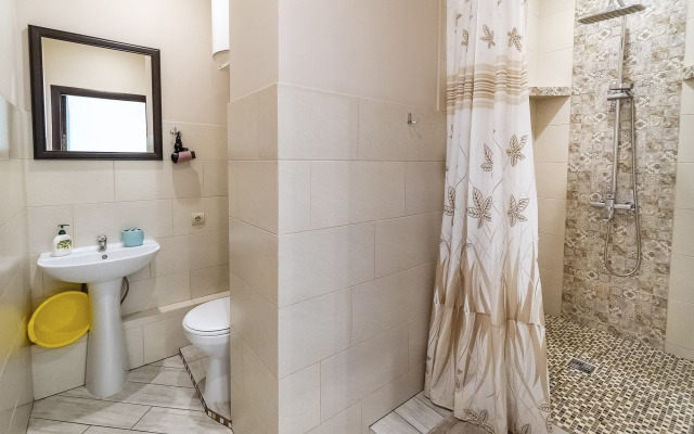 Rahil Guest House