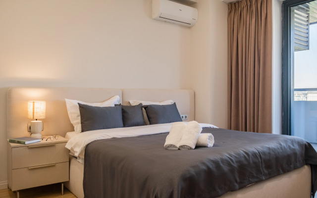 Апартаменты Стильные с шикарным видом на город