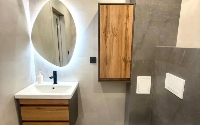 Апартаменты Двухкомнатные на Айской