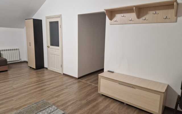 Апартаменты  на Стартовой с видом на море