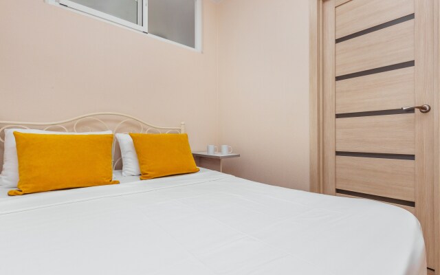 Апартаменты Двухкомнатная квартира в центре