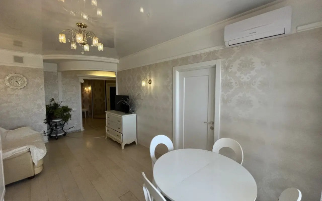 S Vidom Na More Zhk Elit Apartments