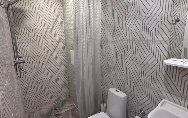 Меблированные Комнаты с Балконом в Гостевом Доме Ланселот