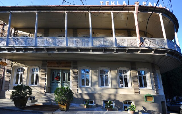 Отель Tekla Palace