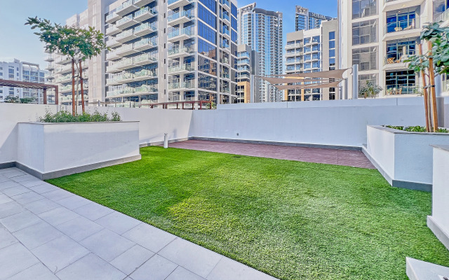 Апартаменты Bnbme, Azizi Riviera 45,1 Bdr