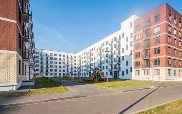 Na ulice Narodnogo opolcheniya 6 Apartments