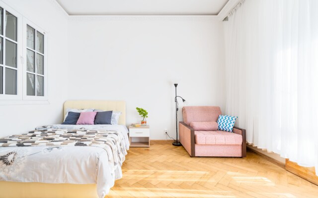 Flat s Panoramnym Vidom na Vasilyevskom Ostrove