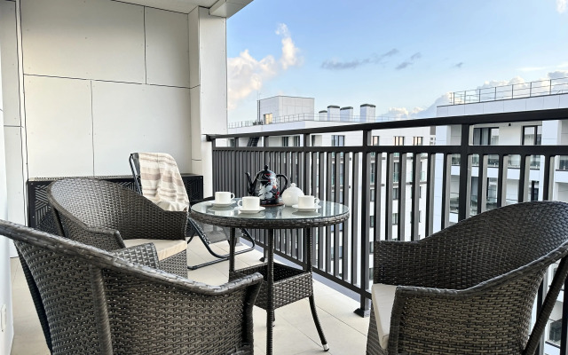 Du Soleil  V Rezidentsii Yevropa Na 7 Etazhe Apartment