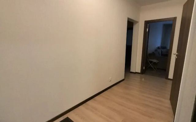 2-Kom.kv. Zelenaya Vertikal Flat