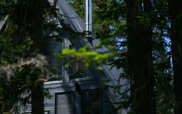 Zvezda Mamaya Chalet
