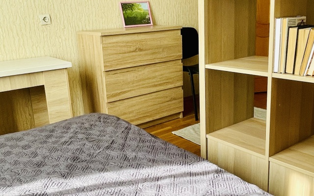 Blagorodnaya klassika v Tsentre Flat