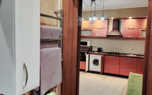 Ryadom s akvaparkom Riv'yera 2 Apartment
