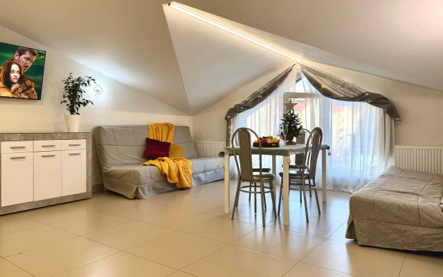 Апартаменты №9 Люкс на мансардном этаже