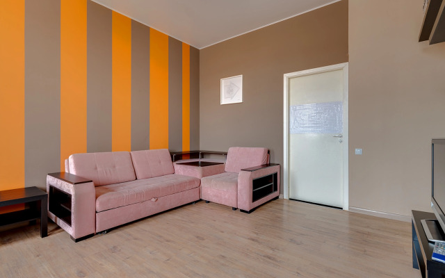 SpbMain SpbMejn na Efimova Flat