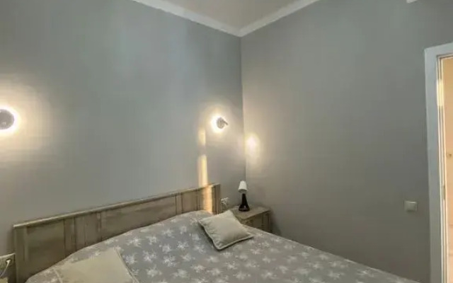 Na Ulitse Pervomayskoy 1 Flat