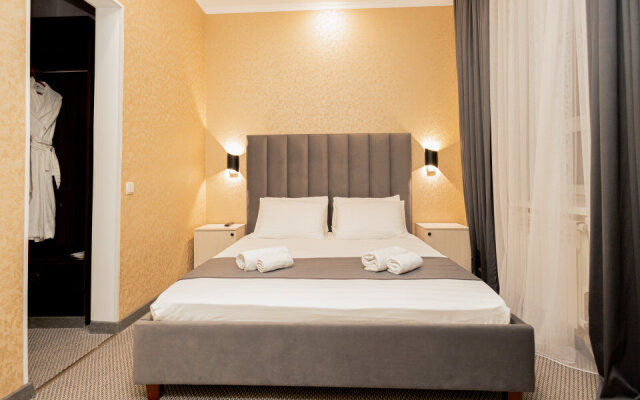 Rush Hotel