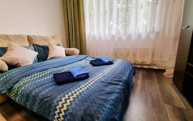 Улучшенные апартаменты Natali на метро Южная