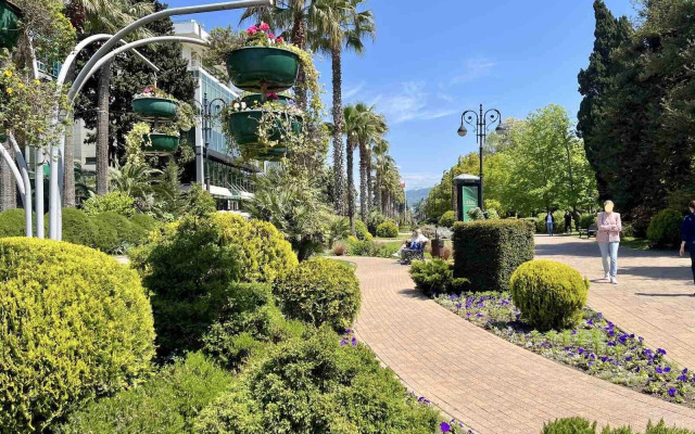 inSochi v samom centre Sochi na Navaginskoj N344 Apartments