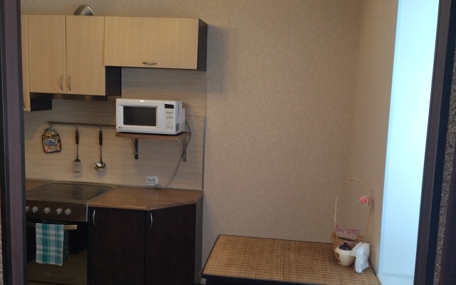 "Welcome Dobro Pozhalovat" Flat