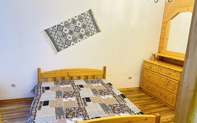 Na Alanskoy, 25 "shale" Flat