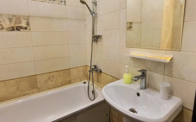 Dvukhkomnatnye V Novom Mikrorayone Levoberezhny Apartments