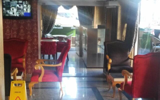 Atalla Hotel
