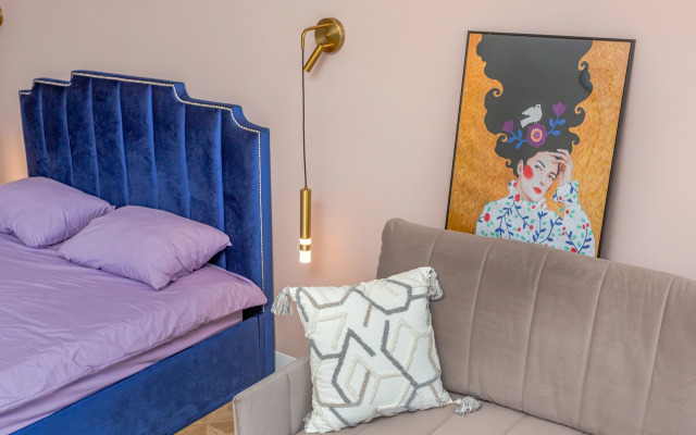 Апартаменты с витражом