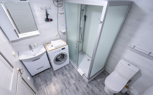 Апартаменты Эксклюзивные с ванной на балконе и видом на Marriott в ЖК Центральный