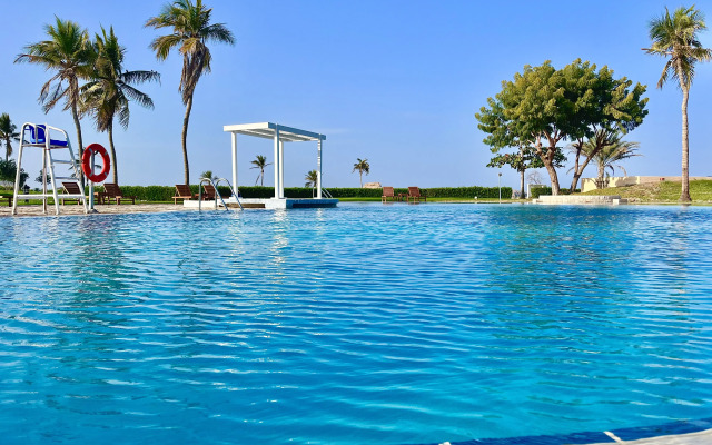 Al Sawadi Beach Resort & Spa