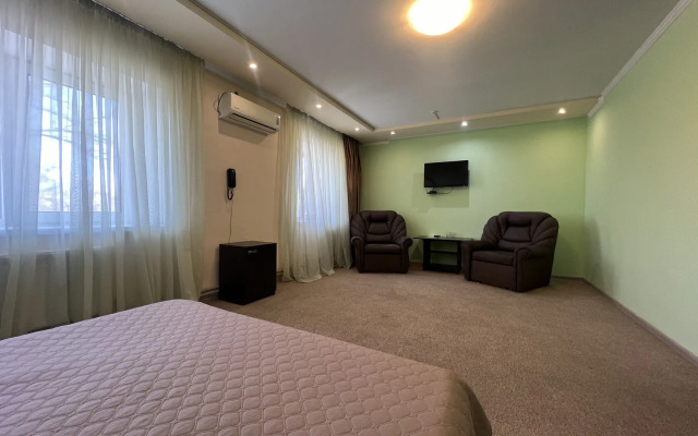 Yuzhnyij Dvorik Mini-Hotel