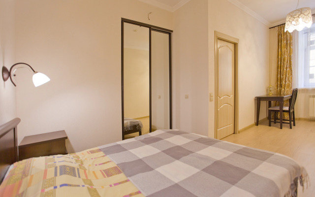 Апартаменты на Римского-Корсакова