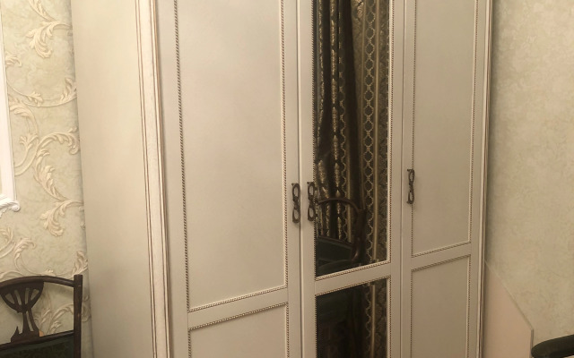 Квартира в Историческом Центре Санкт-Петербурга. Дом Театрального Работника