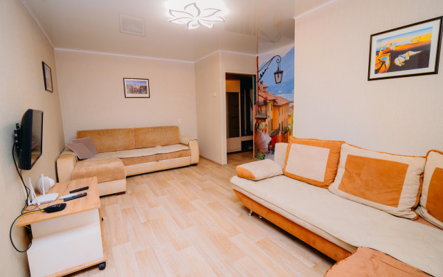 Квартира 2 комнатная на Громобоя 25