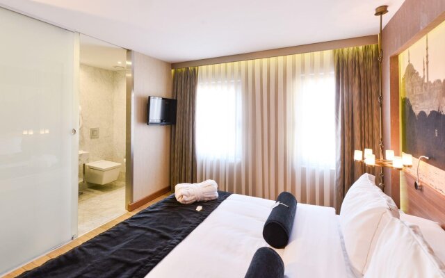 Boutique Saint Sophia Hotel