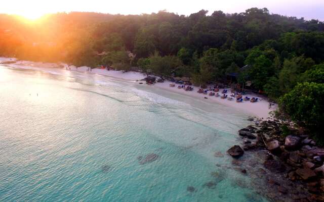 Бунгало Ben white beach