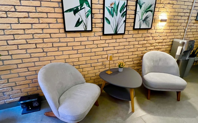 Palm Apartments