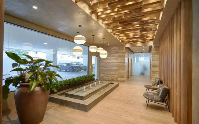 Monaco XII Apartments