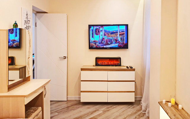 Kvartira Uutnye sovremennye apartamenty radom s centrom