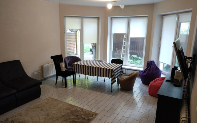 Chkalova 47 Opalikha Private house