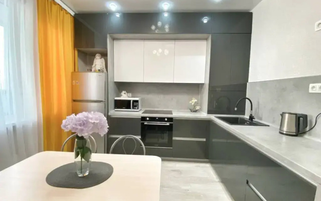 Квартира 2к на Александра Усольцева 14 (1)