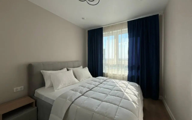 Trekhkomnatnaya na Shesterykh s Konditsionerom Flat